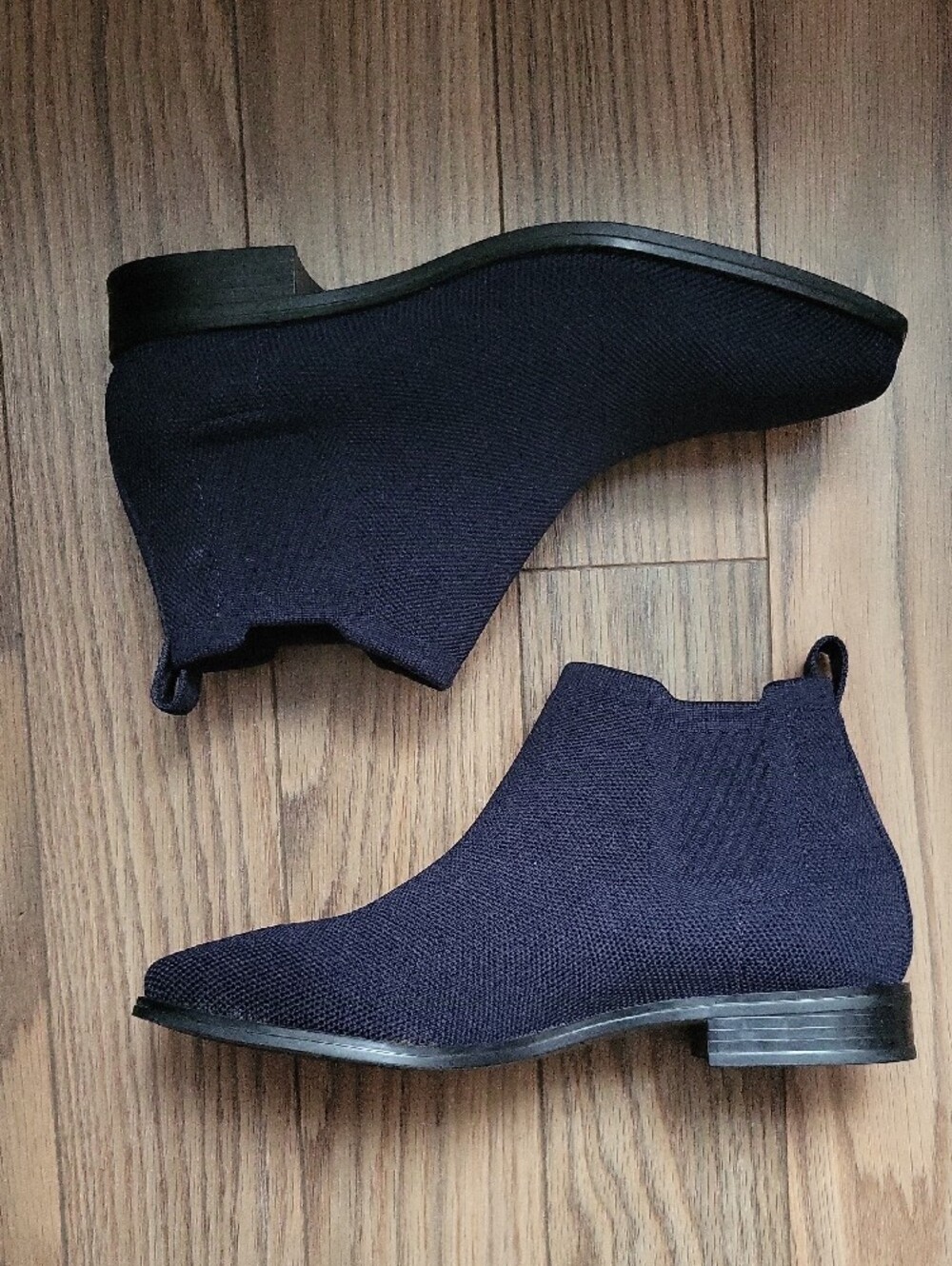Vivaia Womens Navy RYAN Ankle Boots